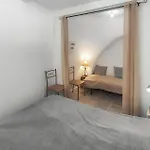 アパート 1 Bedroom Stunning In