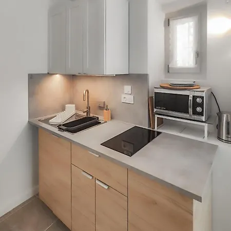 Apartment 1 Bedroom Stunning In Meze