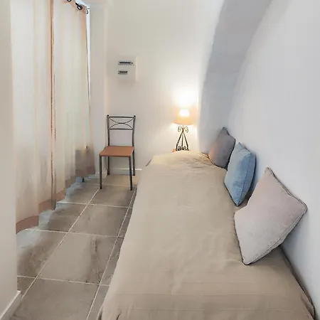 Apartment 1 Bedroom Stunning In